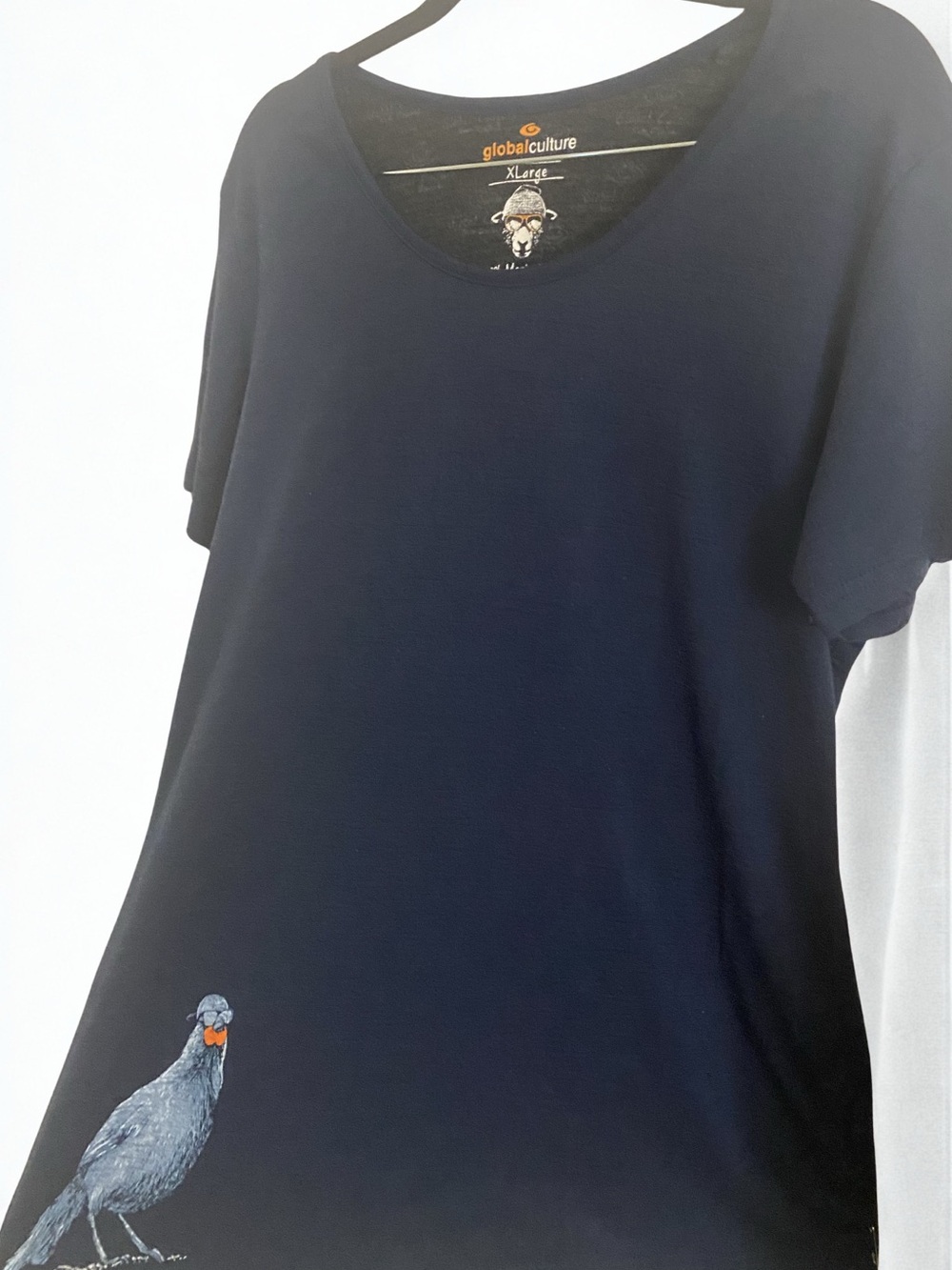 Global Culture Navy Tee with Bird Motif size XL 100% Merino Wool - Picture 2 of 13